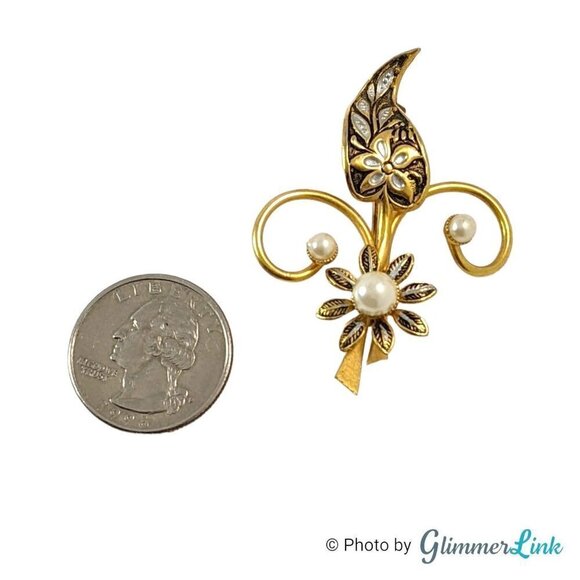 Vintage Damascene Style Floral Faux Pearl Gold Tone Brooch - Picture 4 of 6